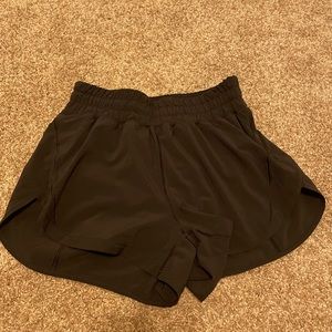 Lululemon track that short
